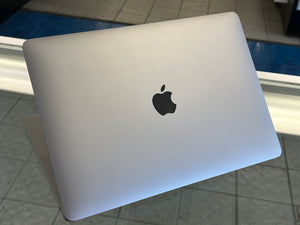 Macbook Air 2020 M1 8GB 256GB Pre-owned