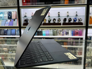 Macbook Air 13 M2 8GB 256GB Pre-owned