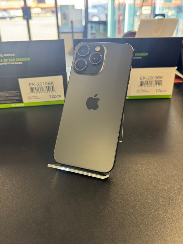 iPhone 15 Pro Max 512GB Unlocked Pre-owned