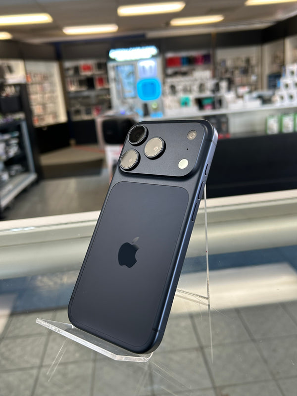 iPhone 17 Pro 256GB Unlocked Pre-owned