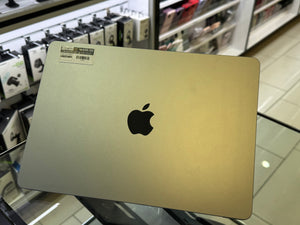 MacBook Air 2022 M2 8GB 256GB Pre-owned