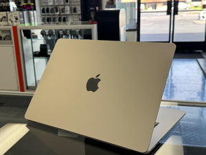 MacBook Air 15 M4 2025 16GB 512GB Pre-owned
