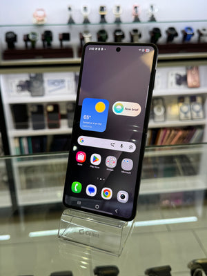 Galaxy Z FLip 7 256GB AT&T Pre-owned