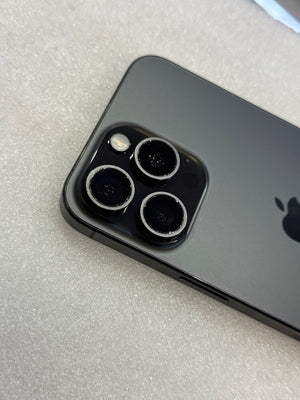 iPhone 15 Pro Max 256GB Unlocked Pre-owned