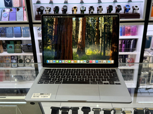 Macbook Air M2 2022 8GB 512GB Pre-owned