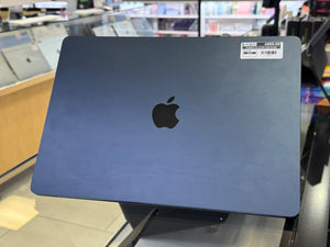 MacBook Air 15 M3 16GB 512GB Pre-owned
