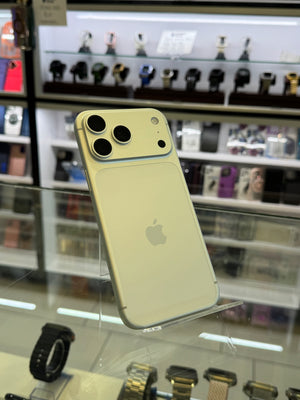 iPhone 17 Pro Max 512GB Unlocked Pre-owned