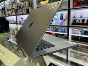 Macbook Pro 2021 16" M1 Pro 16GB 512GB Pre-owned