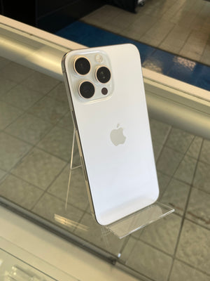 iPhone 15 Pro Max 256GB Unlocked Pre-owned