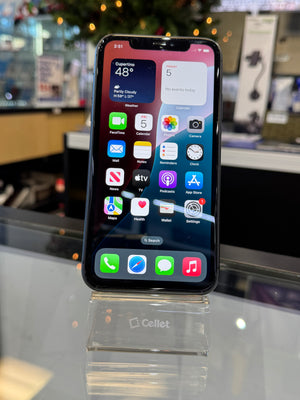 iPhone 11 64GB Unlocked Pre-owned