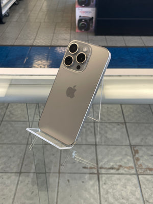 iPhone 15 Pro 128GB Unlocked Pre-owned
