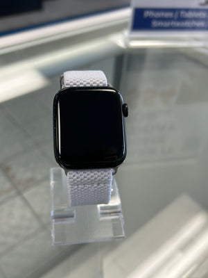 Apple Watch SE 2nd 44mm LTE Pre-owned