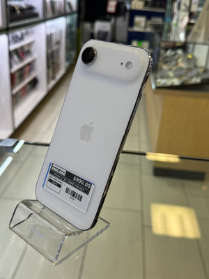 iPhone 17 Air 256GB Unlocked Pre-owned