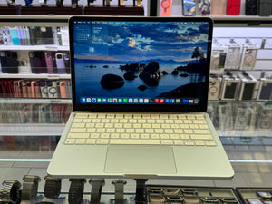 Macbook Neo 13" 8GB 256GB Pre-owned