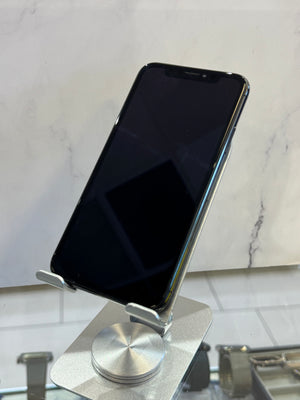 iPhone XS 64GB Unlocked Pre-owned