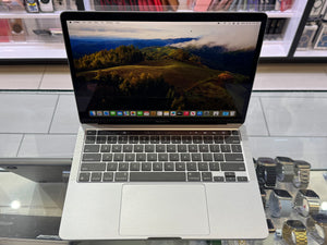 MacBook Pro 13 2022 8GB 512GB Pre-owned