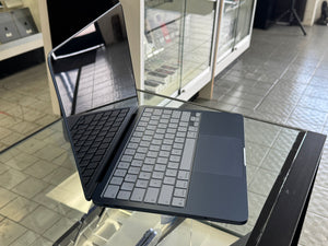 Macbook Neo A18 Pro 8GB 256GB Pre-owned