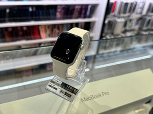 Apple Watch SE 44MM GPS Pre-owned