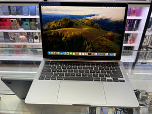 MacBook Pro 13 2022 8GB 512GB Pre-owned