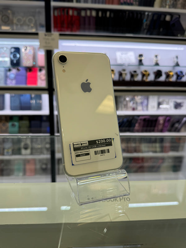 iPhone XR 64GB Unlocked Pre-owned