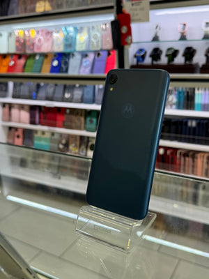 Moto E 32GB Metro PCS Pre-owned