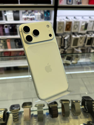 iPhone 17 Pro Max 512GB Unlocked Pre-owned