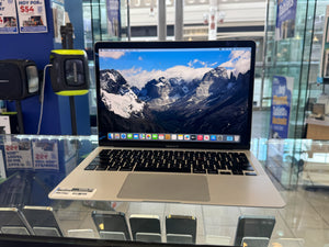 Macbook Air 13 M1 8GB 256GB Pre-owned