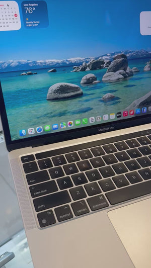Macbook Pro 13 M1 8GB 256GB Pre-owned